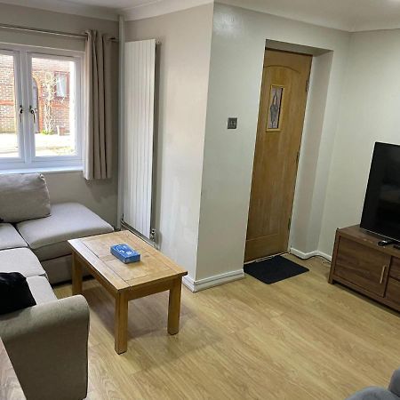 Apartament Rainbow Quays Londyn Zewnętrze zdjęcie