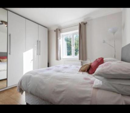 Apartament Rainbow Quays Londyn Zewnętrze zdjęcie