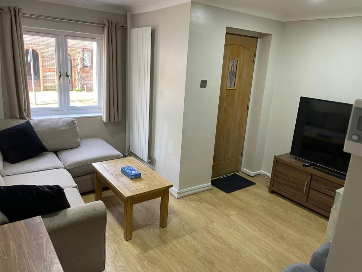 Apartament Rainbow Quays Londyn Zewnętrze zdjęcie