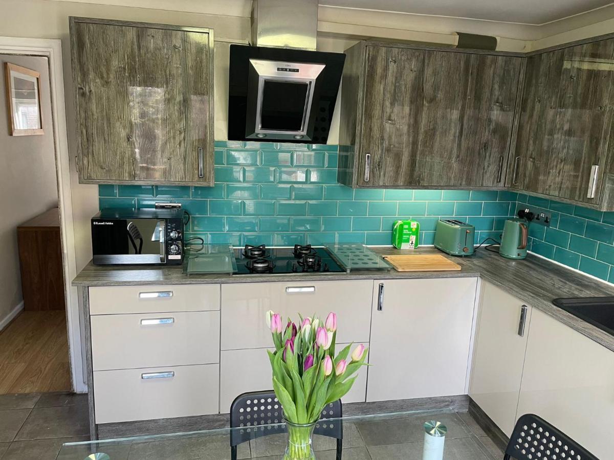 Apartament Rainbow Quays Londyn Zewnętrze zdjęcie